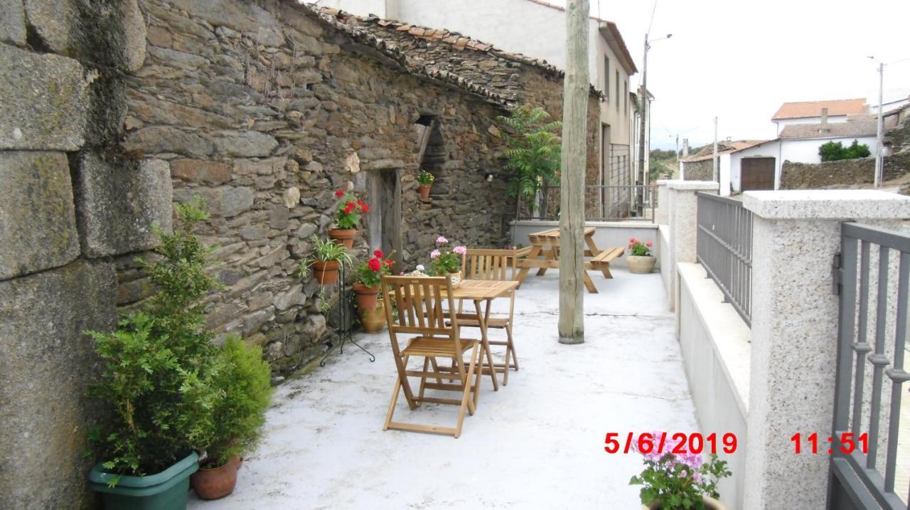 Maison d'hôtes Casa Do Regedor à Palacoulo Extérieur photo